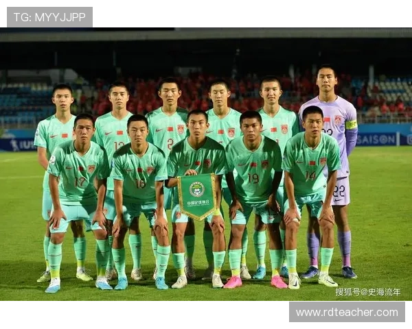 中国男足世界杯预选赛惊险逆转晋级全场沸腾展现团队坚韧精神