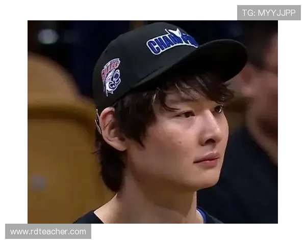 中国男篮逆袭韩国队晋级亚洲杯四强 王哲林强势表现引领全队胜利 中国男篮逆袭韩国队晋级亚洲杯四强 王哲林强势表现引领全队胜利