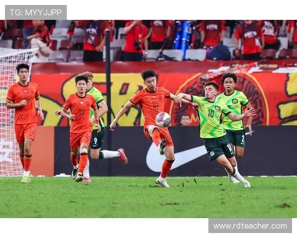 国足鏖战九十分钟力克劲敌全队众志成城再燃世界杯晋级希望 国足鏖战九十分钟力克劲敌全队众志成城再燃世界杯晋级希望