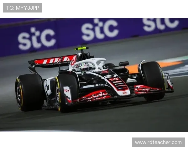 F1赛季激战升级 各车队新技术和策略引发关注 F1赛季激战升级 各车队新技术和策略引发关注