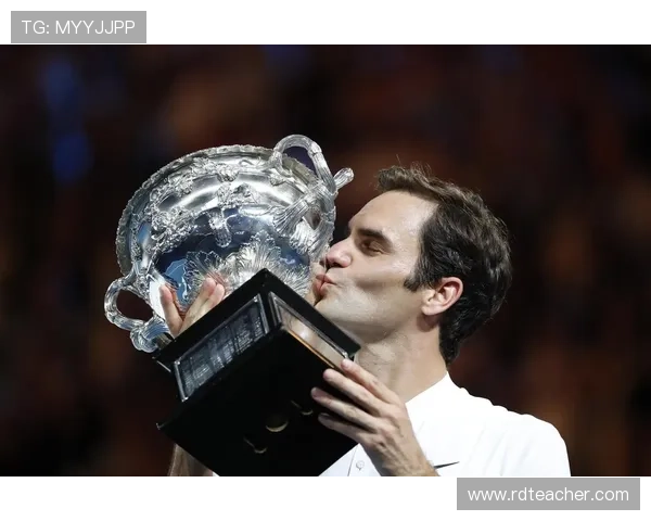 网球巨星复出之战:费德勒宣布参加2025年澳网,挑战新一代选手